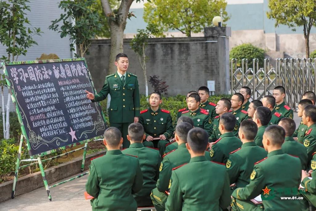 中國最新軍事新聞報(bào)道,中國最新軍事新聞報(bào)道，展現(xiàn)國防實(shí)力與軍事創(chuàng)新的步伐